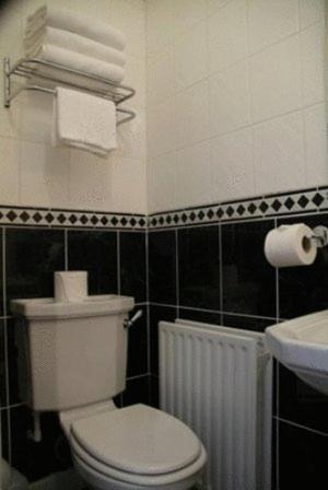 Hotel Gatwick House Horley Exterior foto